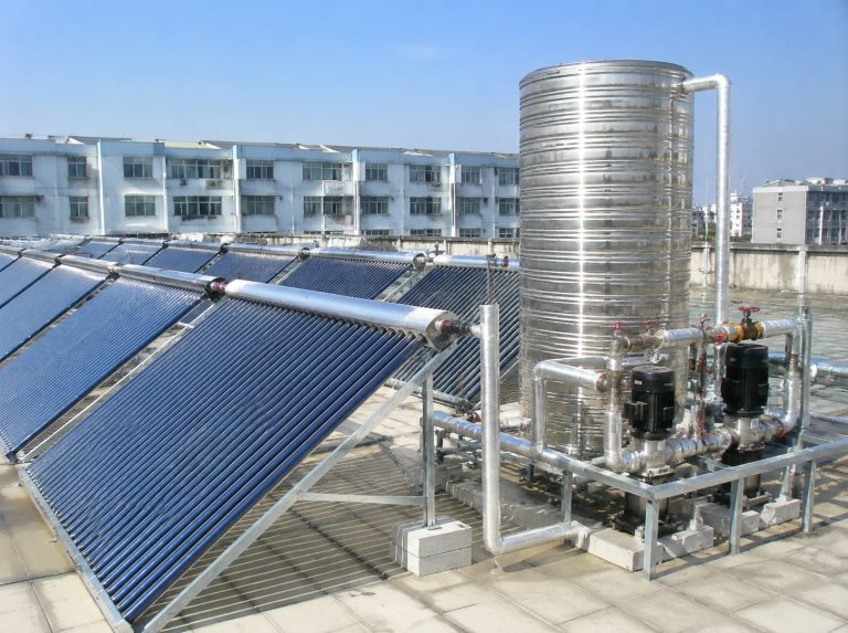 铜鼓县商用大容量真空管太阳能热水系统
